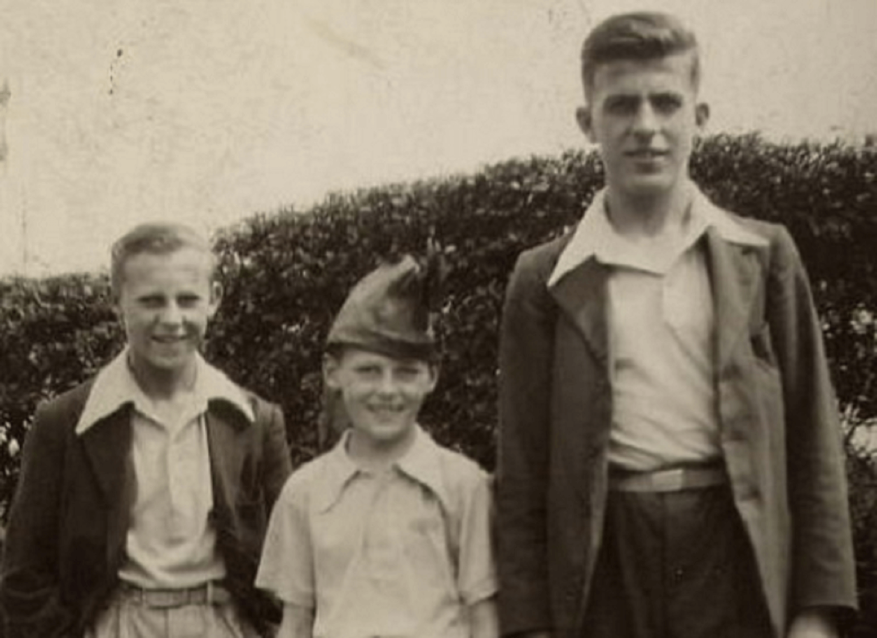 Chris with brothers